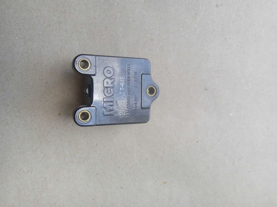 НОВЫЙ Концевой микро переключатель YAMATAKE-HONEYWELL 2MN1