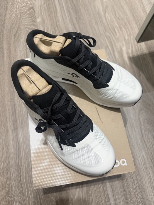 On running кроссовки