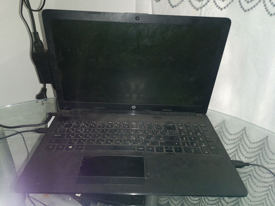 Ноутбук сотилади