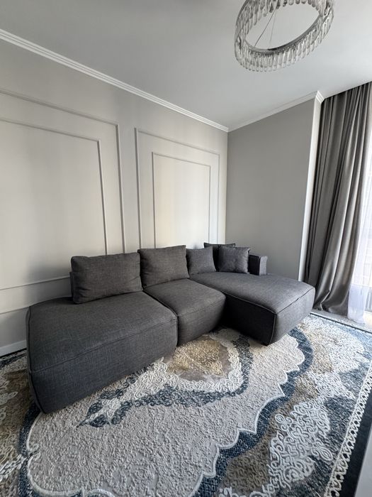 Продам диван 280 см