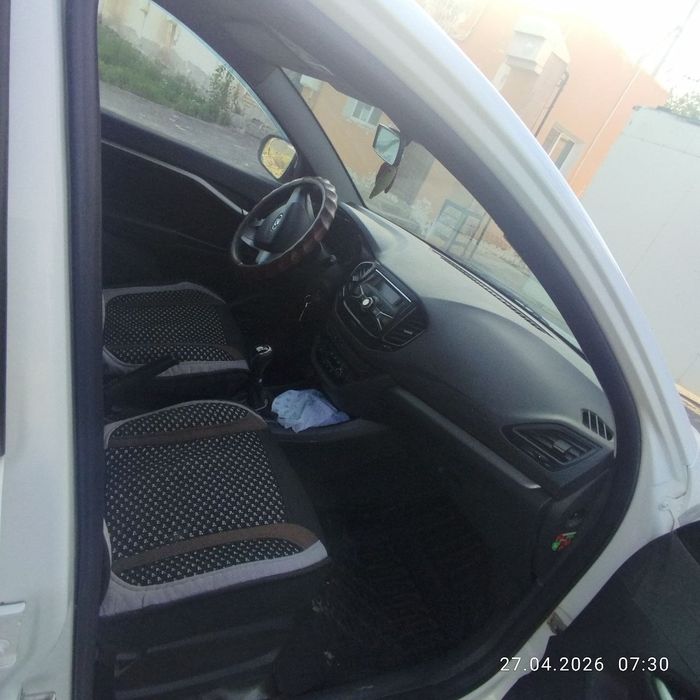 Lada vesta 2016 sedan