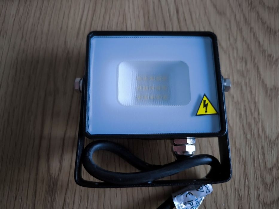 Reflector LED 10W, IP65, 6400k alb rece, 800 lm, V-TAC, cip samsung