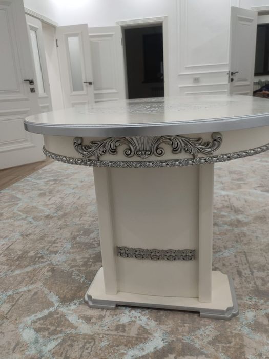 Продам стол 2 метра.