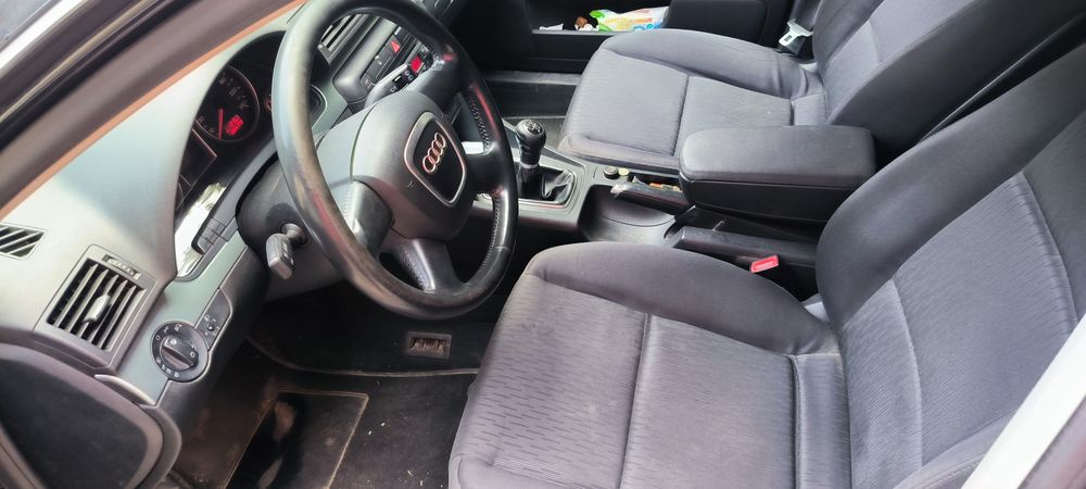 Vând Audi A4  b7