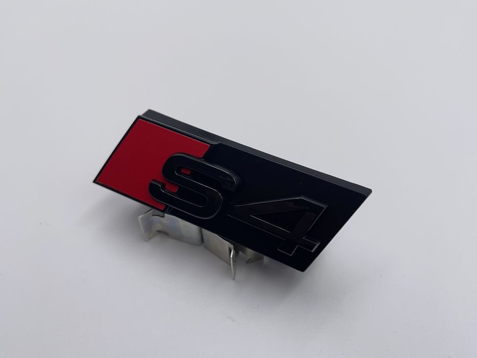Emblema Audi S4 grila negru