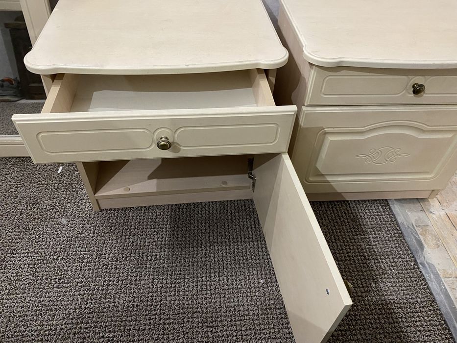 Продам тумбочки звоните