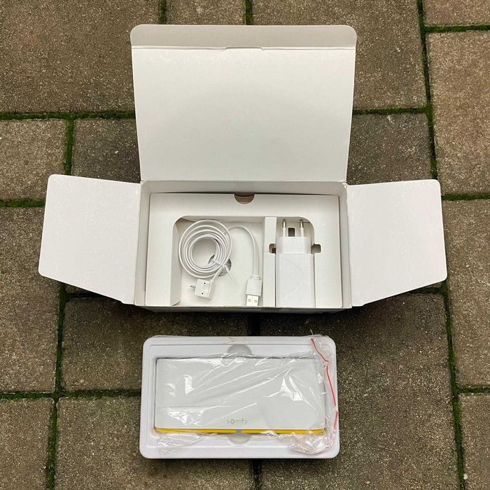 Somfy Tahoma Switch – Model 1870595 – Hub inteligent pentru locuință