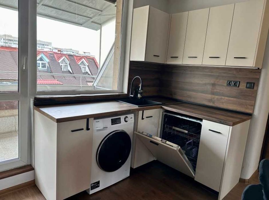 Дава се под наем Тристаен апартамент в София, Белите брези - 95 кв.м за 663 € - Снимка #2