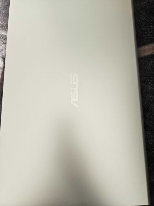 Лаптоп Asus Notebook