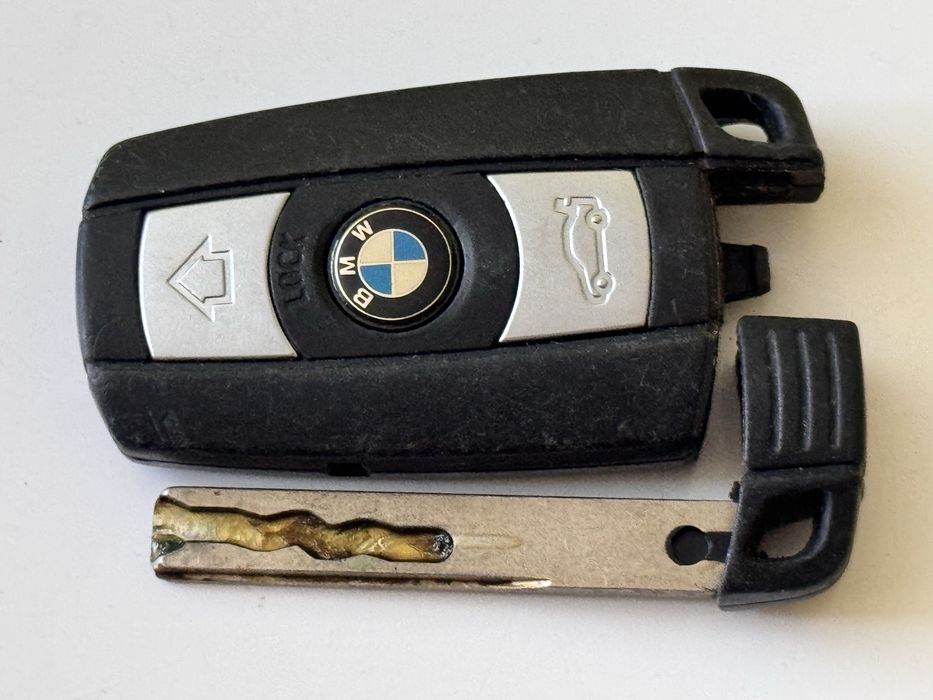 Ключ за BMW оригинален  868Mz