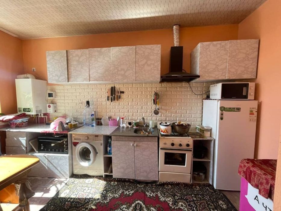 Yangiyo'l shahar 5 xonali uy sotilada 4.8 sotix