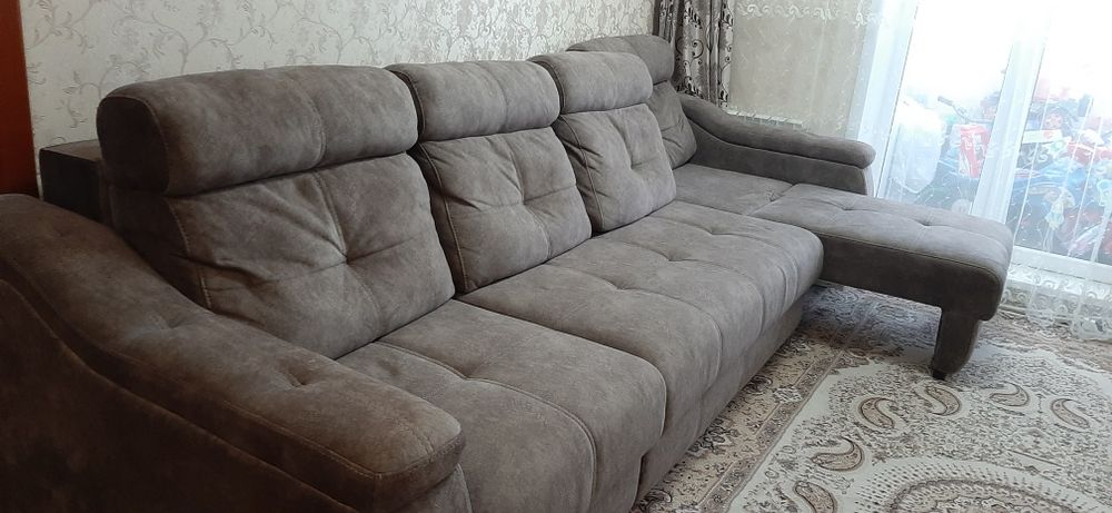 Диван, длинна 3.45