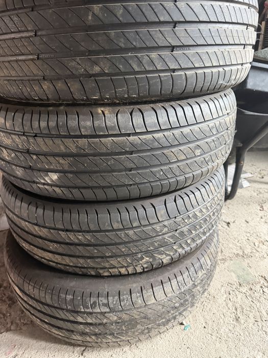 4 Anvelope vara 215 65 17 Michelin