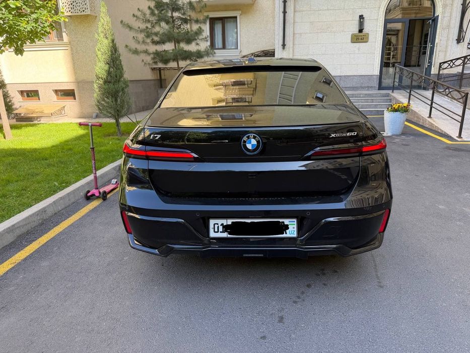 Bmw i7 Xdrive 60 limousine