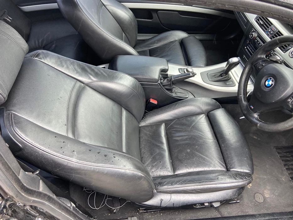 Dezmembrez BMW 335i E92 M Recaro incalzit volan M padele navigatie
