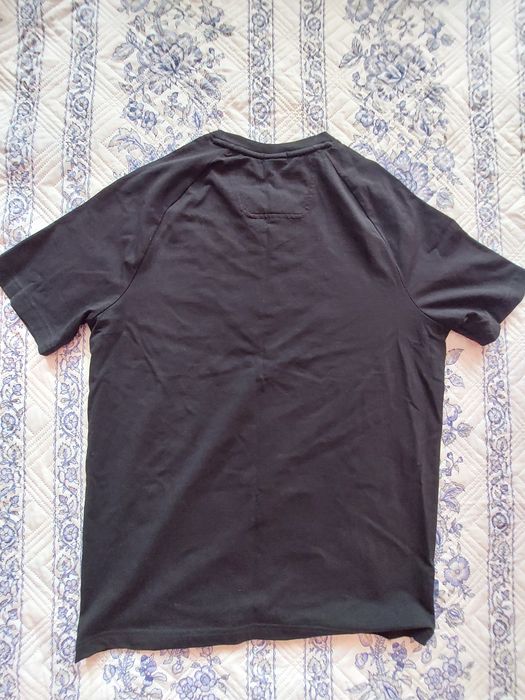 Tricou Boss , Mărimea M, nou