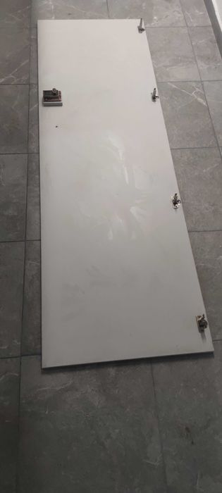 Usa din PAL, cu balamale, dimensiune 190 x 60 cm