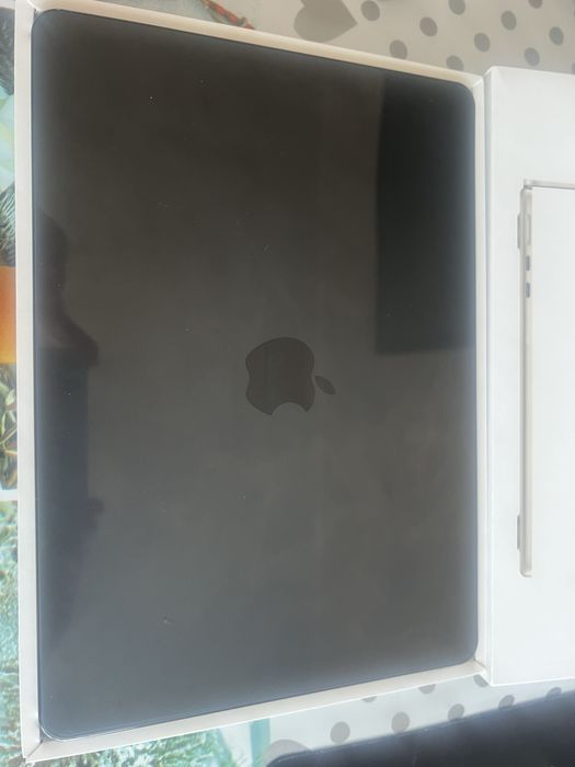 Macbook Air 13 M2