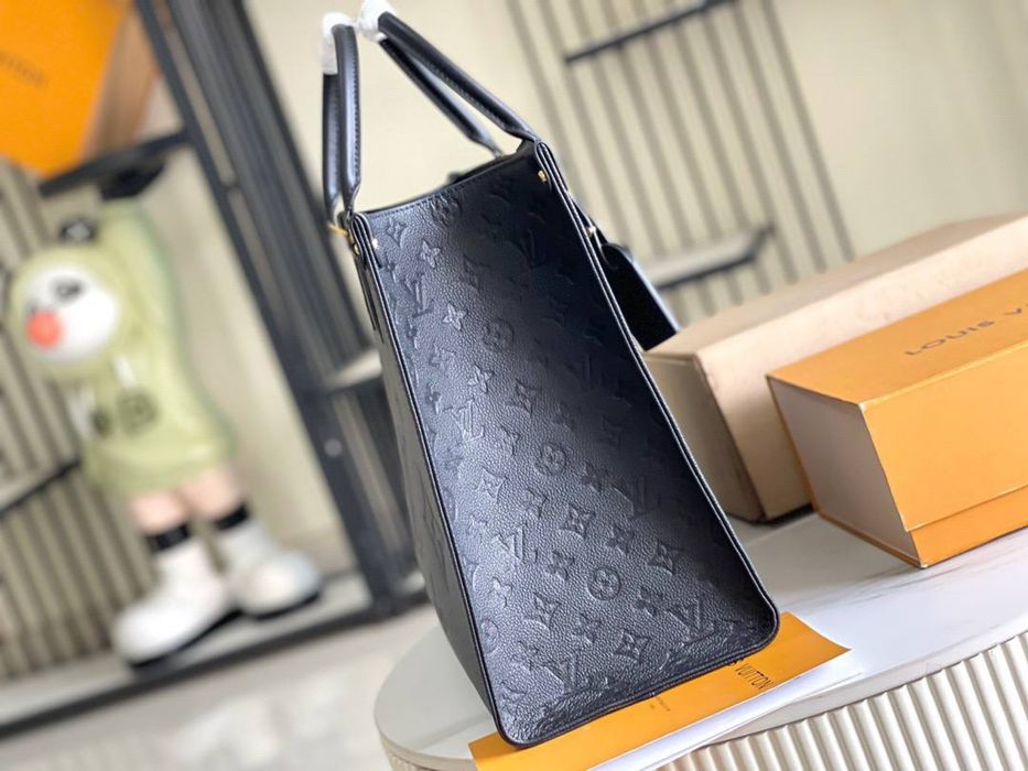 Geanta Louis Vuitton OnTheGo
