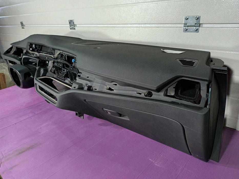 Plansa bord lci face lift BMW g20 g21 g22 g23 g80 g82 G26 M440 HUD