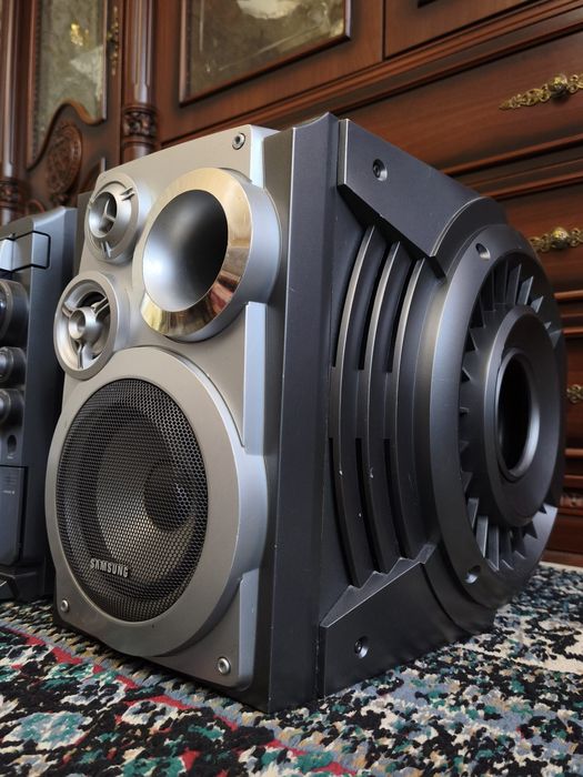 Музыкальный центр мощный