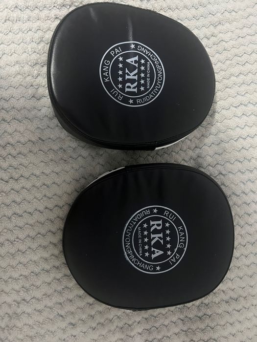 Labele de box. Excelent