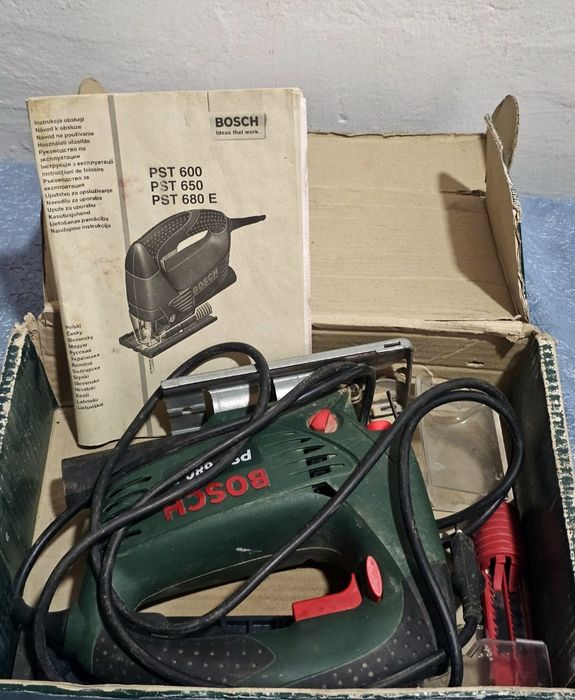 Электролобзик Bosch