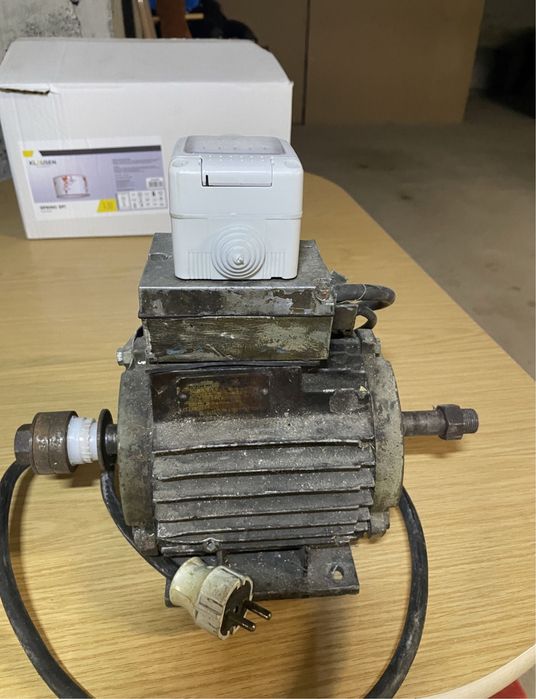 Polizor banc 220/380v