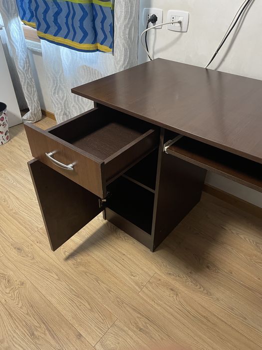 Birou din PAL wenge, cu sertar și dulap