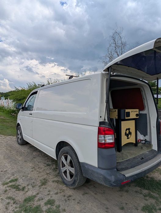VOLKSWAGEN Transporter 2009 — imagine 3