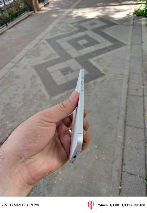Продаётся iphone 16 plus