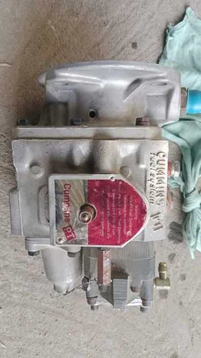 Топливный насос Cummins pt