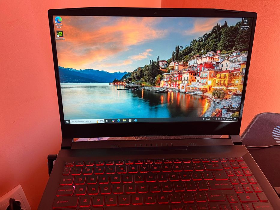 Vand Laptop, Monitor si Microfon