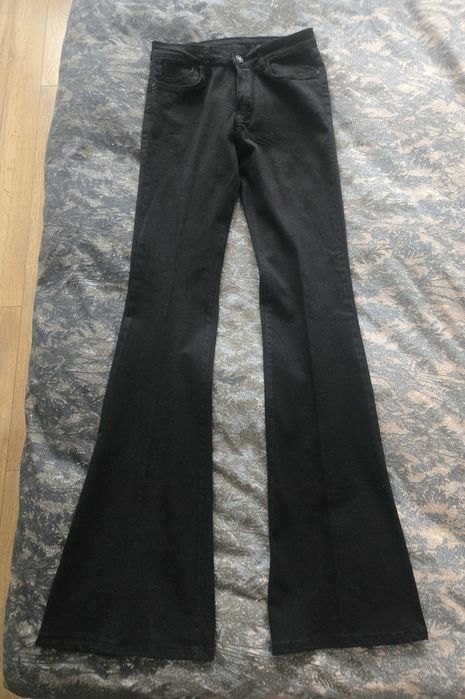 Чисто нови дънки Lefon