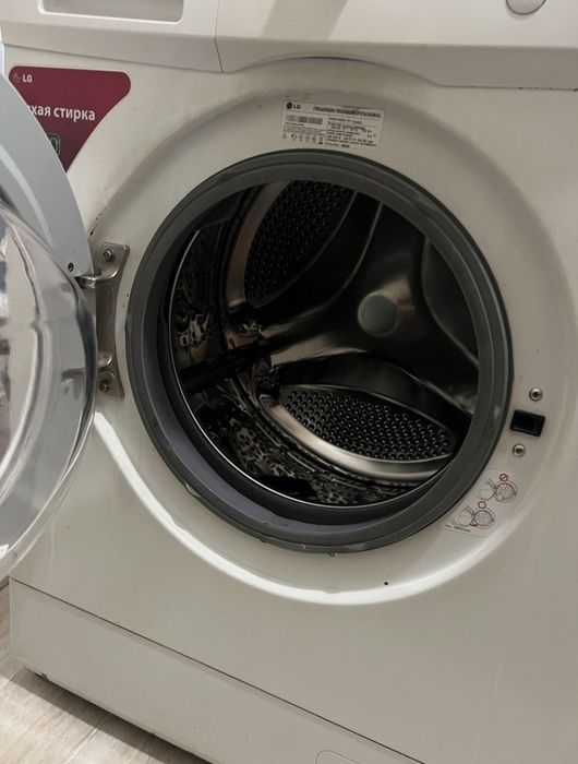Продам стиральную машина lg 5 кг