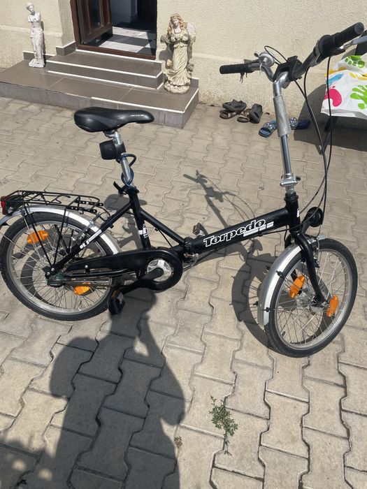 Vand bicicleta pegas