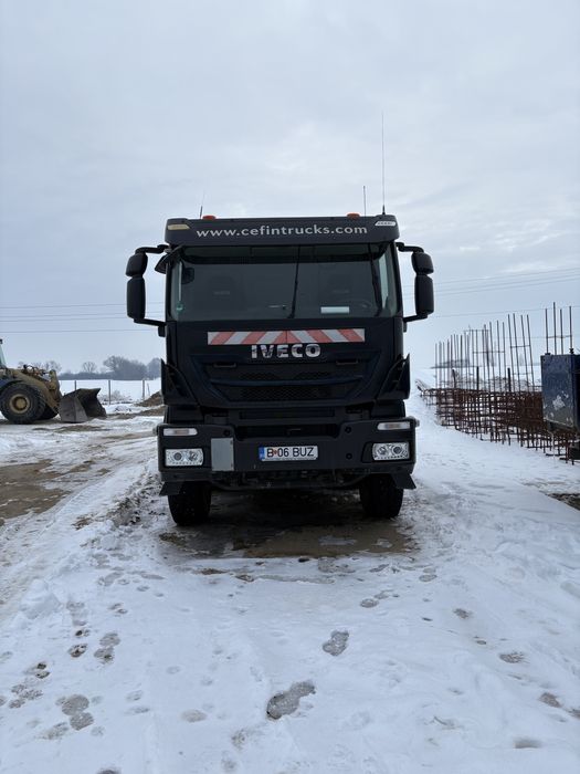 Iveco Traker 8X4