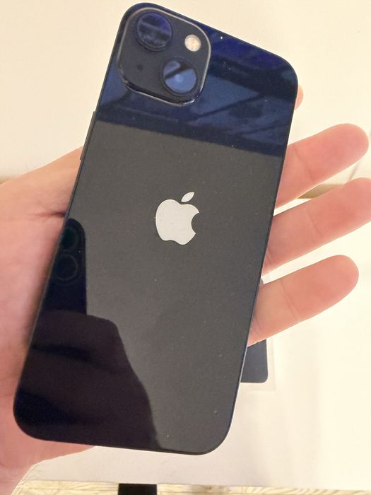 Vand iphone 13 de 128gb