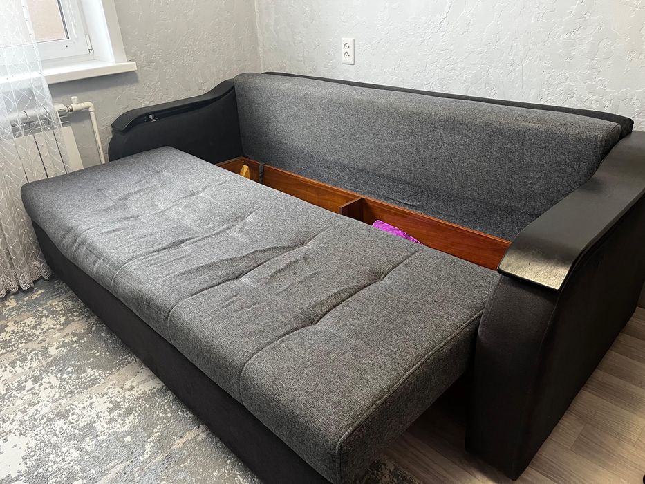 Продам диван в хорошем состоянии