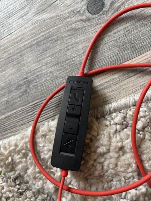 Plantronics with cable