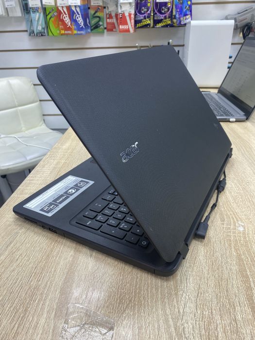 ACER Aspire ES 1-533-P95X (A4)