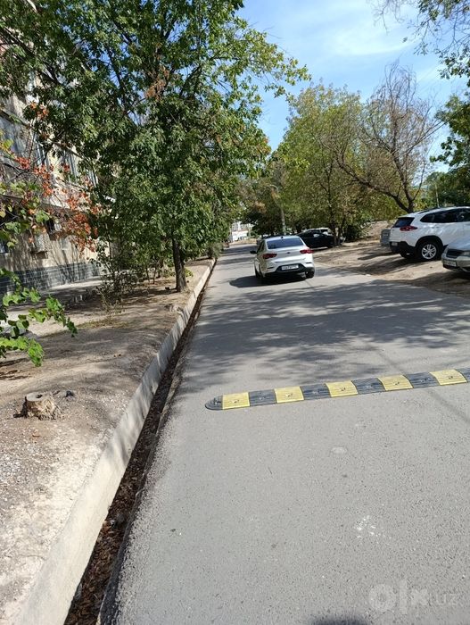 Ул.Фитрата Г.Алиева 4.2сот.35000уе