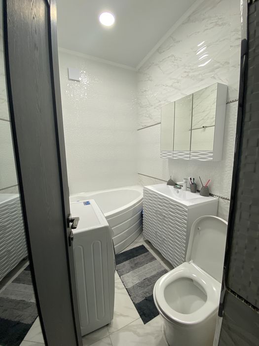 Продам 2-х ком с Гаражом