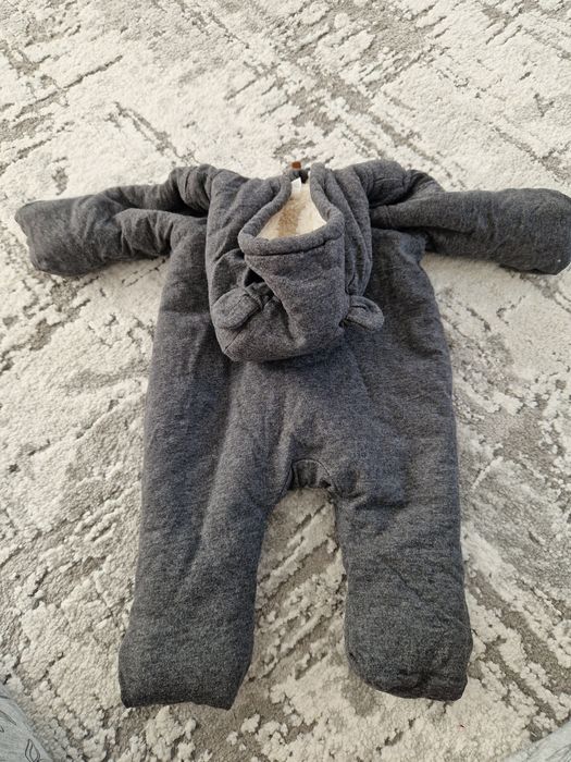 Salopete de nou nascut