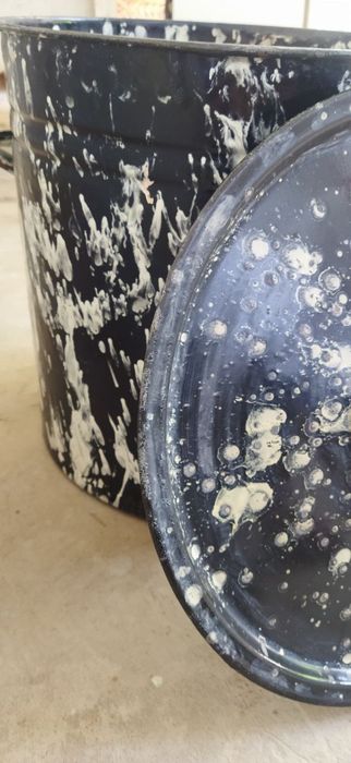 Кастрюля эмалированная