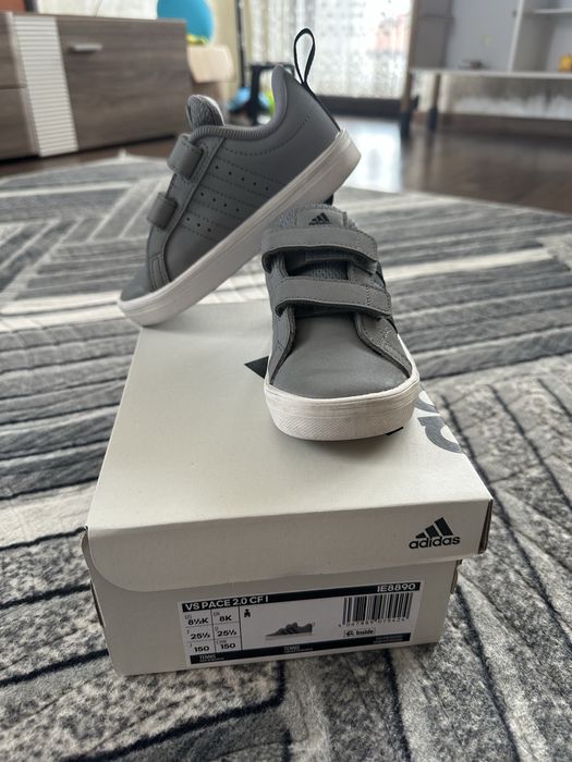 Детски обувки adidas