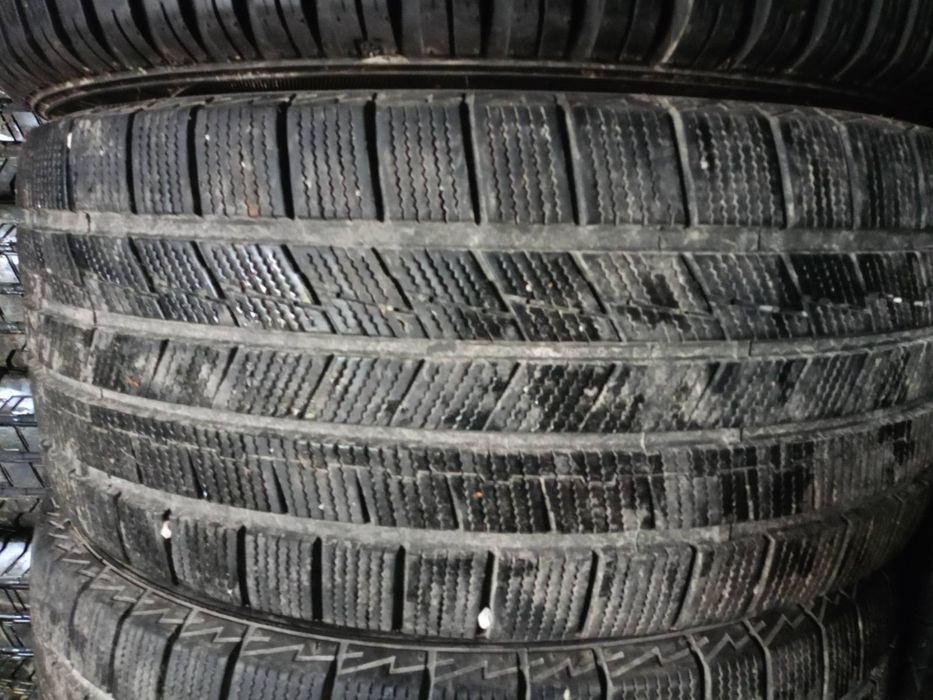 Гуми  Gopro 255/40/20