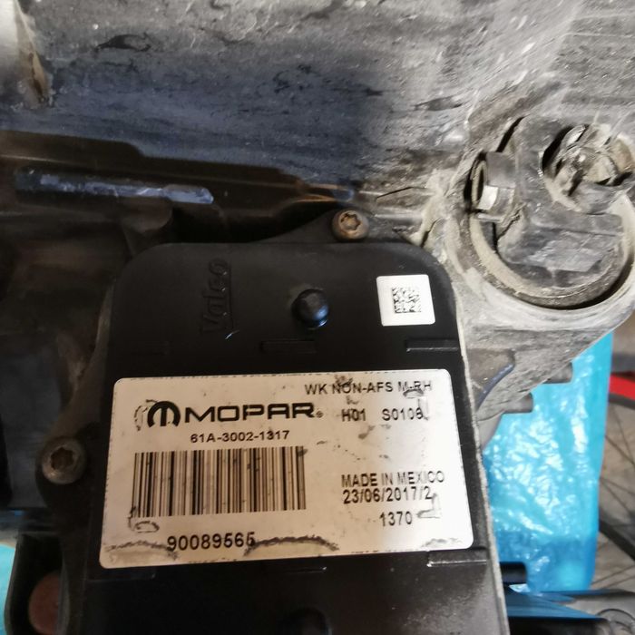 Оригинални фарове за Jeep grand cherokee wk2 trackhawk 2018 год.