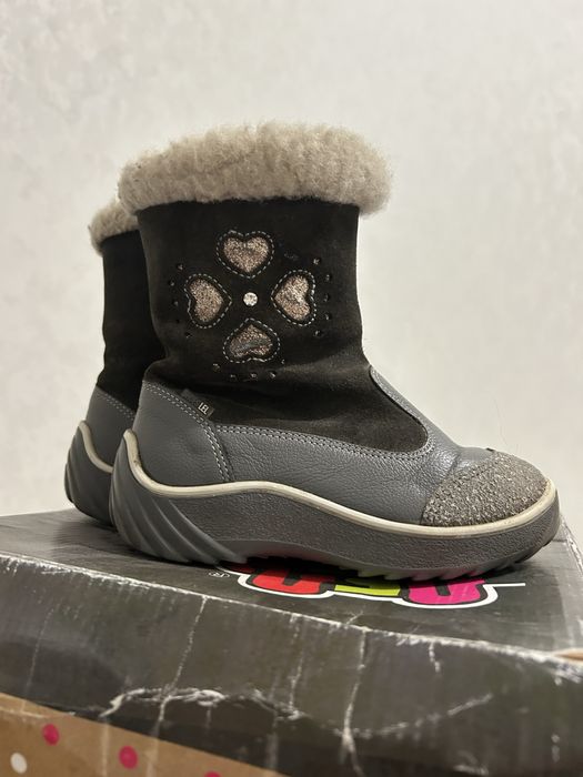 Сапожки от бренда Лель