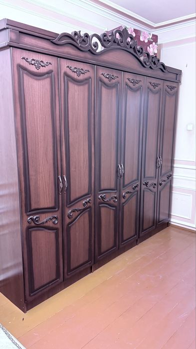 Продаётся спальный гарнитур б/у очень хорошем состояние